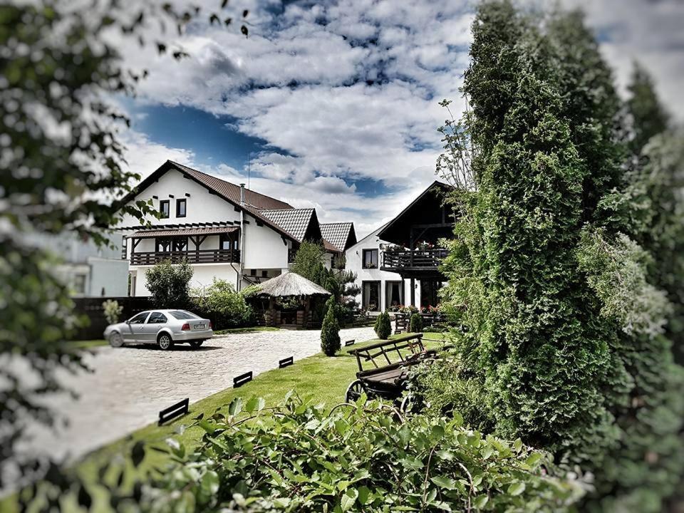 Pension Casa Drumetului Piatra Neamţ Exterior foto